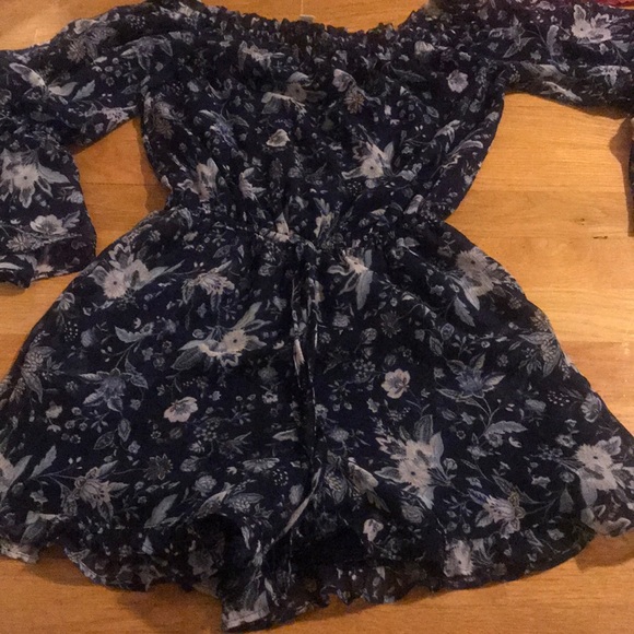 Romper - Picture 1 of 3